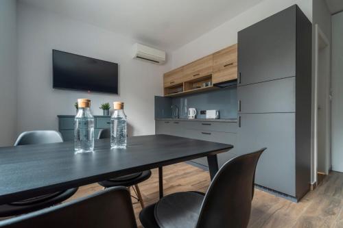 HostGost at RV - image 3