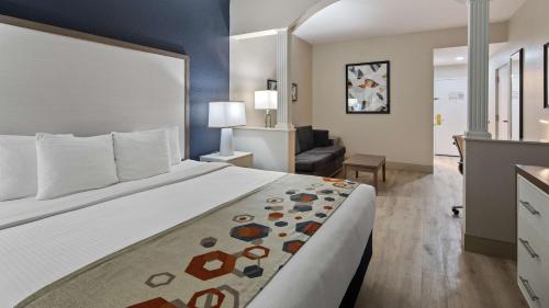 Best Western Heritage Inn & Suites