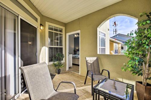 Modern Condo with Pool 4 Mi to Clearwater Beach! in Clearwater Városközpont