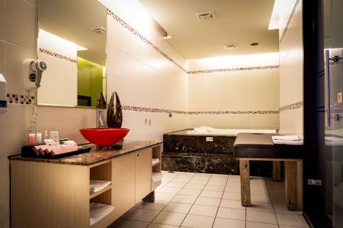 唯爱经典汽车旅馆 唯爱经典汽车旅馆