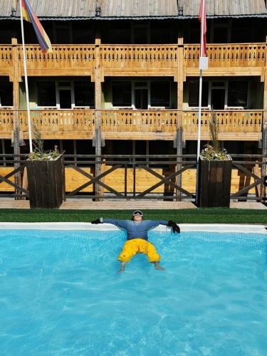 Schwimmbad, Shymbulak Resort Hotel in Almaty