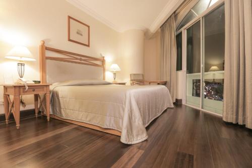 The Grand Dame Hotel in La Paz