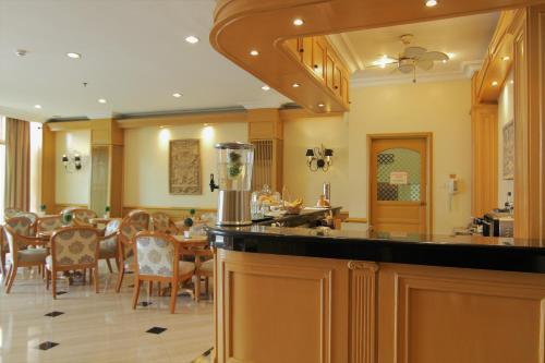 Lobby, The Grand Dame Hotel in La Paz