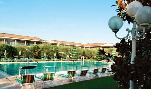 Úszómedence, Park Hotel Oasi in Garda