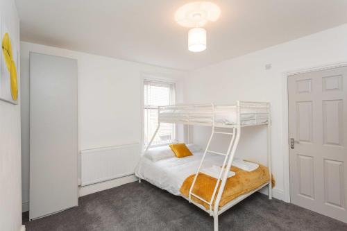 Cherry Property - Hornby Road - image 4