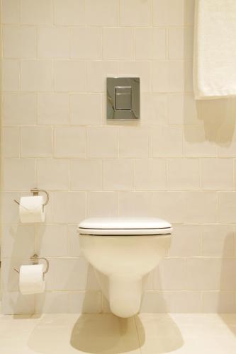 Hotel Spot Family Suites - image 2