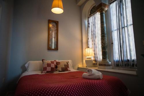 room detail thumbnail 0