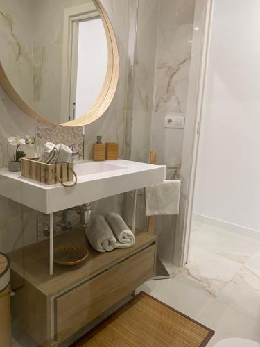 Apartament Mareverde Resort Costa Adeje - Tap to explore photos