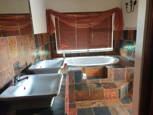 Μπάνιο, Makhato Bush Lodge 86 in Μάμπουλα