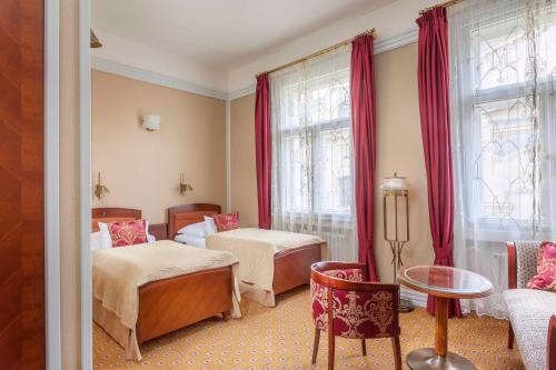 Hotel Paris Prague - image 10