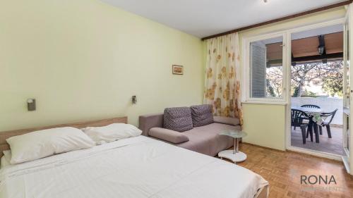  Rona Apartment Porat 2, Ferienwohnung in Poreč