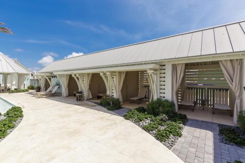 Sunny Palmilla Beach & Golf Condo - Balcony & Pool condo - image 7
