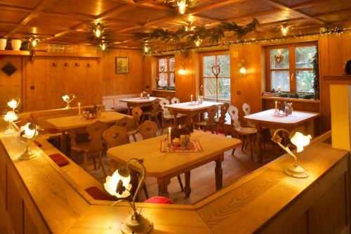 蘭德加斯霍夫足奧坦萊辛巴赫酒店 (Landgasthof Zum Alten Reichenbach) in 內塞爾旺