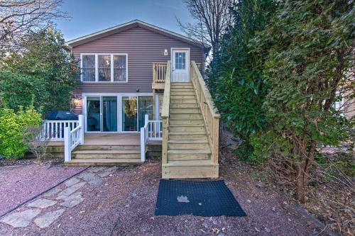 Central Hummelstown Apt 4 Miles to Hershey Park! in Hummelstown, USA