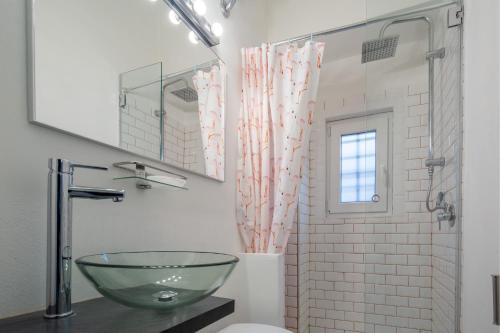 Central Station Apartment - image 2