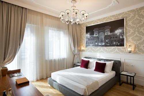 Suite Milano Duomo - image 4