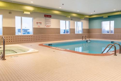 Piscina, Motel 6 Headingley, MB - Winnipeg West in Assiniboia Downs