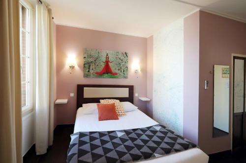 Hotel Les Pasteliers - image 13