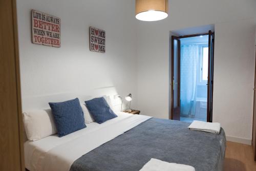 Sweet BCN Studio with Terrace - image 5