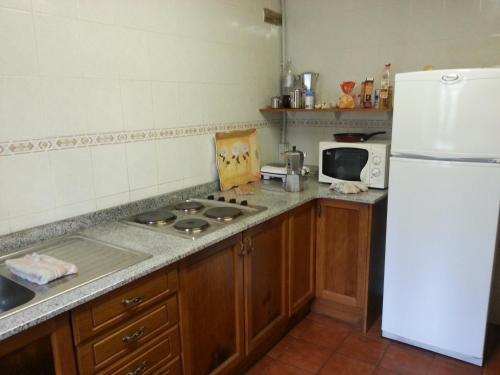 virtuve, Alojamiento Rural Cabuerniaventura in Ruente
