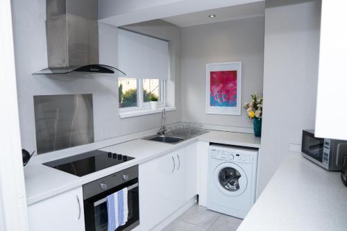 Kitchen, Luke Stays - Front Street in North Shields