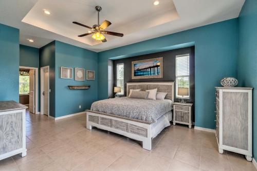 Port Charlotte Canalfront Home with Pool and Dry Bar! in South Gulf Cove (FL)