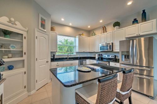 Port Charlotte Canalfront Home with Pool and Dry Bar! in Port Charlotte, USA