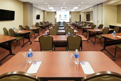 Hyatt Place Denver Downtown - image 3