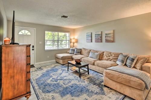 Family-Friendly Home about 4 Mi to Naples Beach and Pier