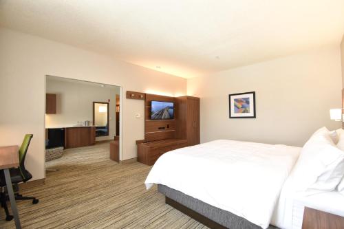 Holiday Inn Express By IHG
