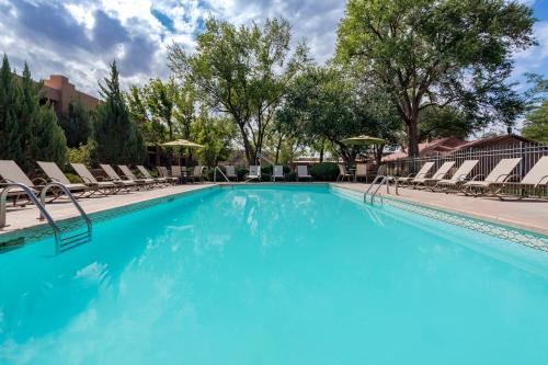 Holiday Inn Canyon De Chelly-Chinle an IHG Hotel - main image