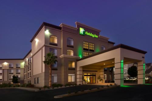 Holiday Inn El Paso Airport, an IHG Hotel