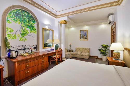 room detail thumbnail 0