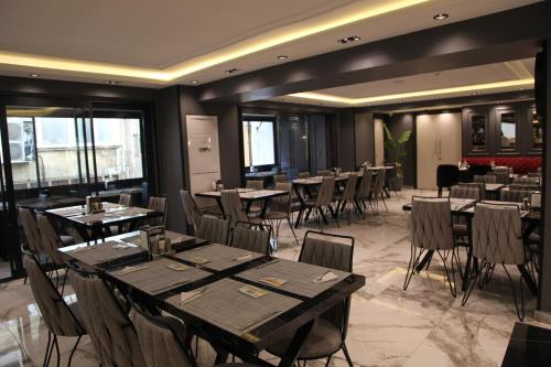 Fimka Hotel - image 11