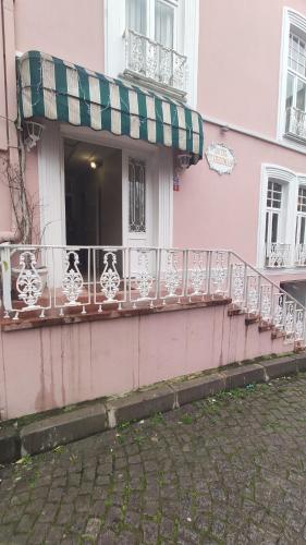 トゥルコマン ホテル