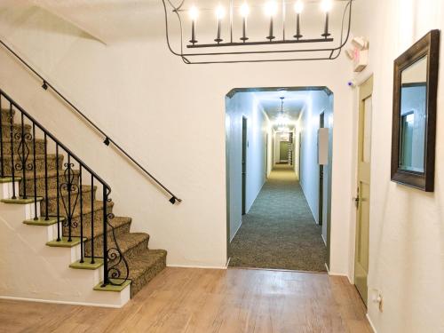 Third Street Apartments - image 10