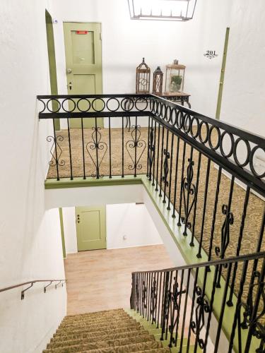 Third Street Apartments - image 12