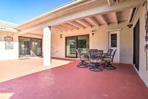 Near Golf and Beaches Coral Springs Home with Yard! in Coral Springs