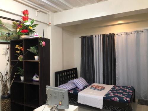 Your City•Home Apartment, Manila