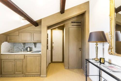 Palazzo Ruspoli Suite - image 12