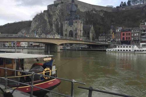 Cosy appartement ,Dinant, Abbaye de Maredsous