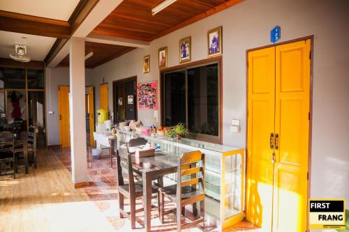 First and Frang Hotel - Koh Phangan First and Frang Hotel - Koh Phangan