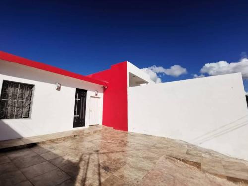 外部景觀, CASA LILI LUXURY VALLADOLID "Fast Wifi, Hot Water, Kitchen & TV" in 埃米利亞諾薩帕塔