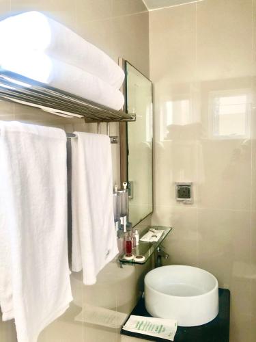 CONTENTO RETREAT CONTENTO RETREAT