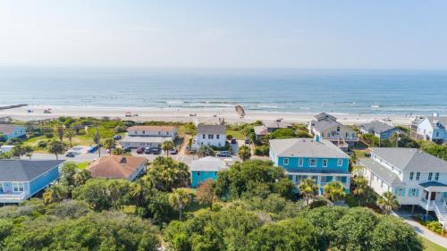 Ahh Folly Ocean View Upstairs Apartments Duplex - image 9