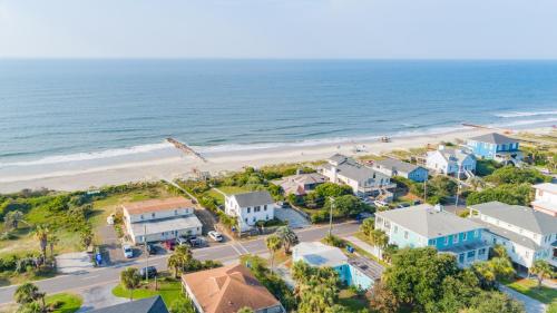 Ahh Folly Beach Vacation Rental - the edge of America! home - main image