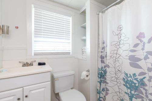 Ahh Folly Beach Vacation Rental - the edge of America! home - image 8