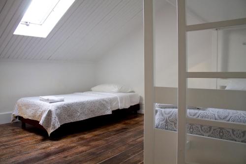 WW Hostel & Suites - image 13