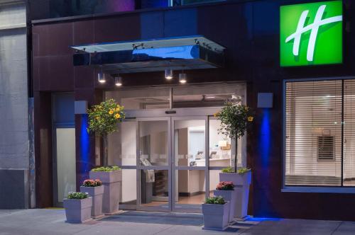 Holiday Inn Express - Times Square, an IHG Hotel