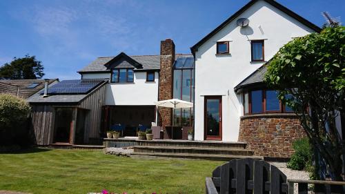 Oak Lodge B&B - image 9